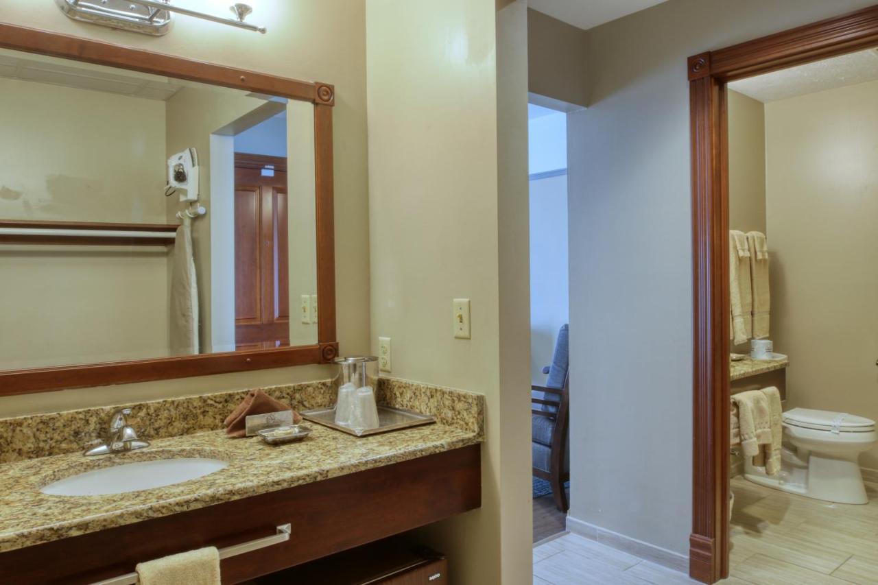 Carlisle Inn Уолнът Крийк Екстериор снимка