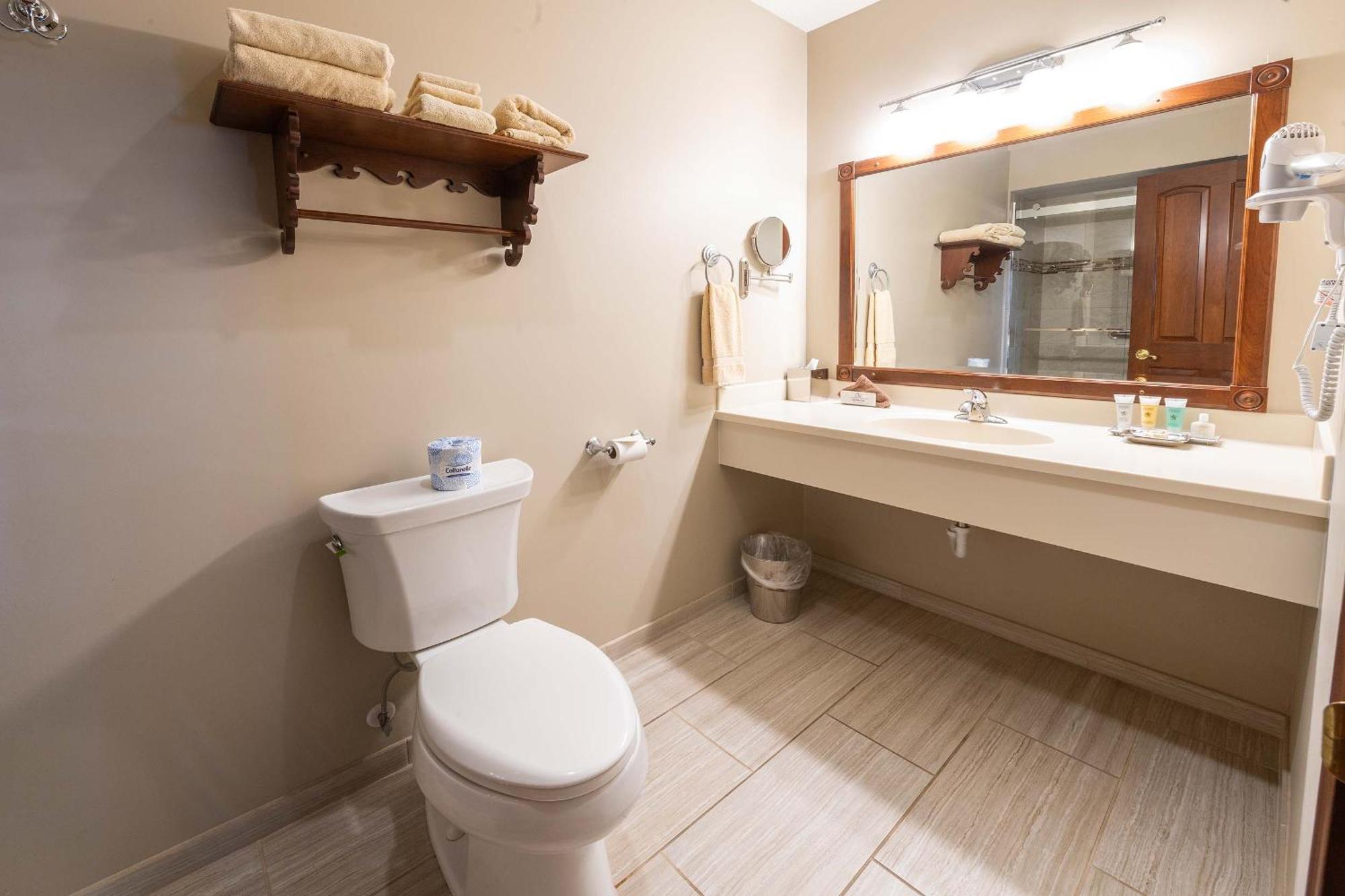 Carlisle Inn Уолнът Крийк Екстериор снимка