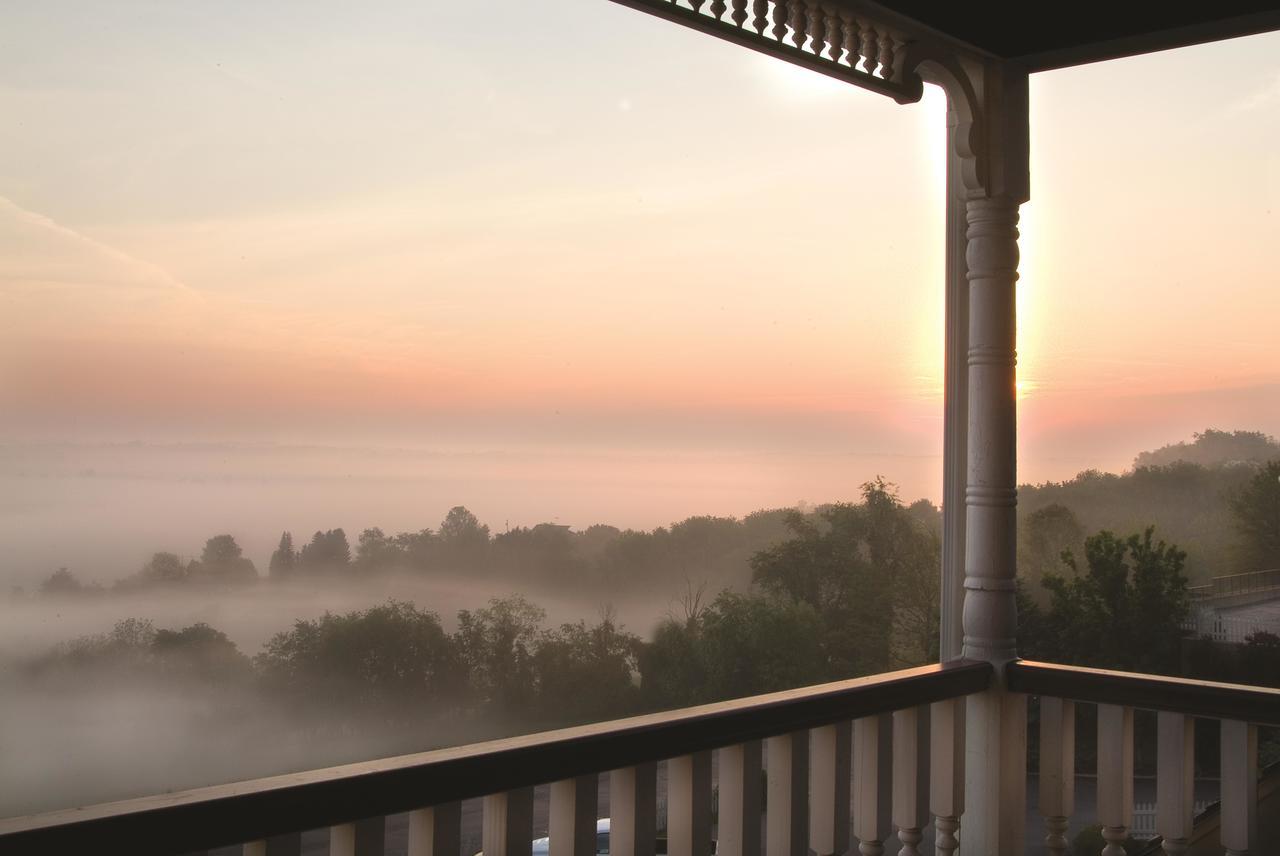 Carlisle Inn Уолнът Крийк Екстериор снимка